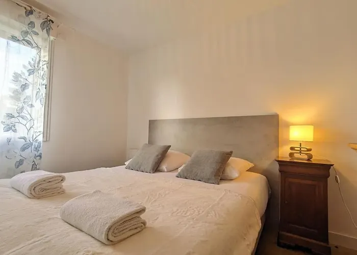 Le 828 : Appartement En Plein Centre De Vannes