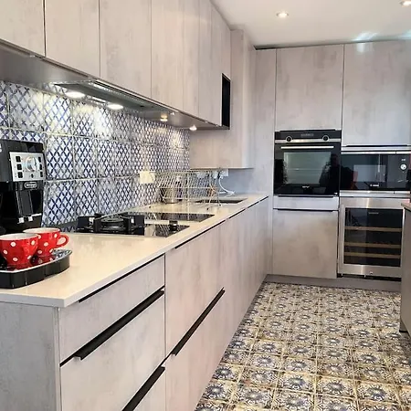 Le 828 : Appartement En Plein Centre De Vannes Exterior foto