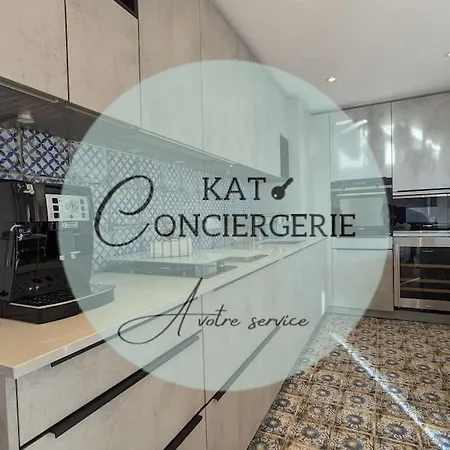 Le 828 : Appartement En Plein Centre De Vannes Exterior foto
